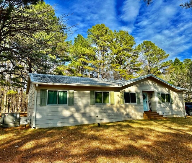 Building Photo - 226 Co Rd 217