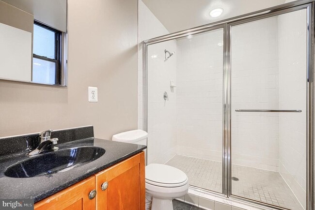 Building Photo - 1211 Light St