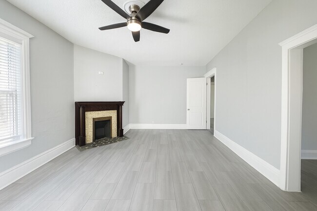 Foto del edificio - 3920 Warwick Blvd