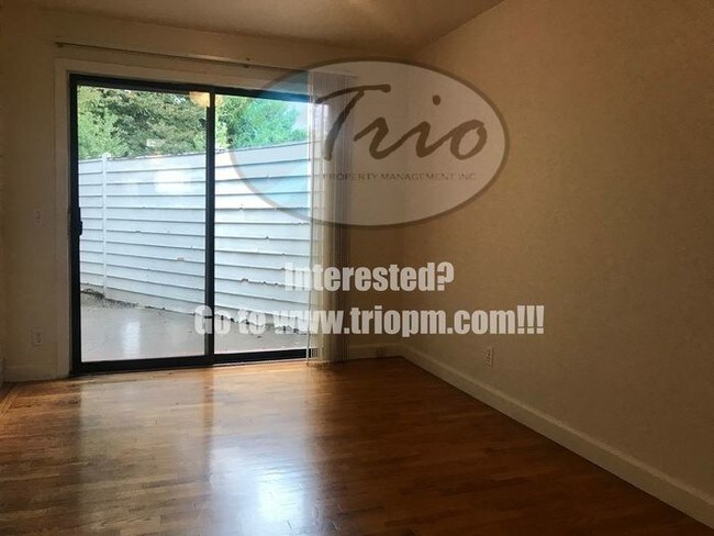 Foto del edificio - 2199 Woodacres Dr