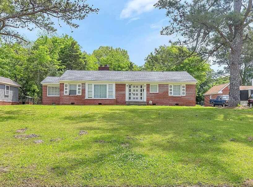 Foto principal - 3455 S Perry St