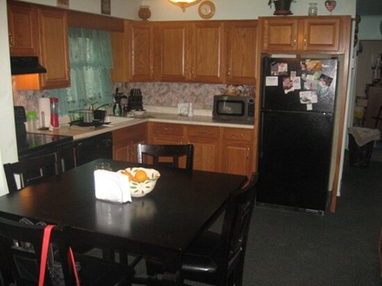 Kitchen - 27 Spruce St
