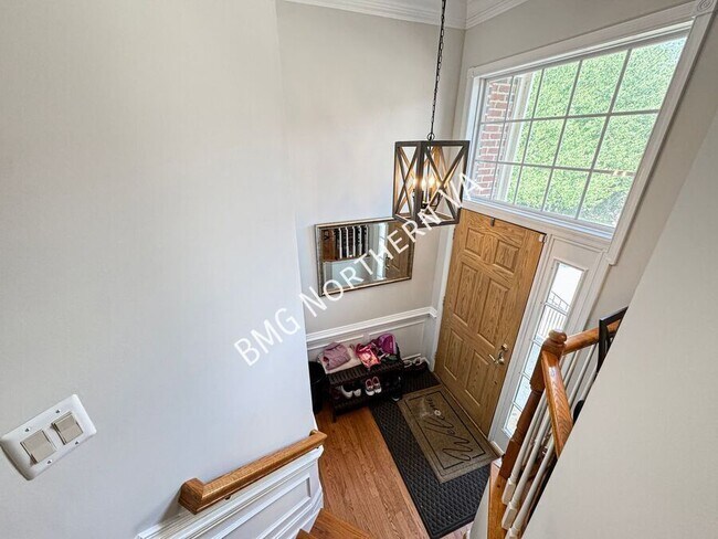 Building Photo - 46119 Geneva Terrace