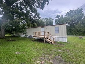 Building Photo - 4880 FL-71
