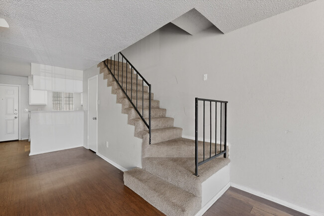 Foto del edificio - 9467 Olde Towne Row