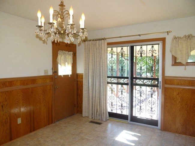 Foto del edificio - 227 Hulsey Dr