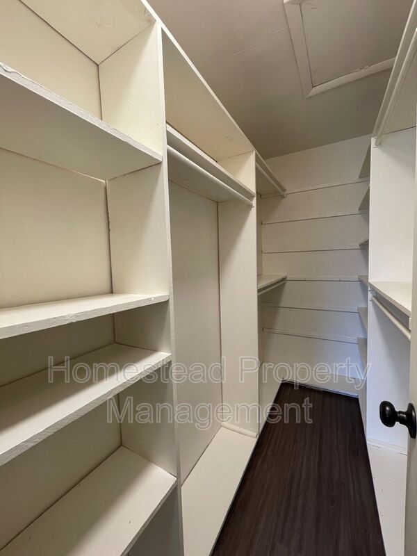 Foto del edificio - 2141 SW 45th St