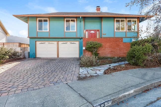 Building Photo - 33 Pt Reyes Way