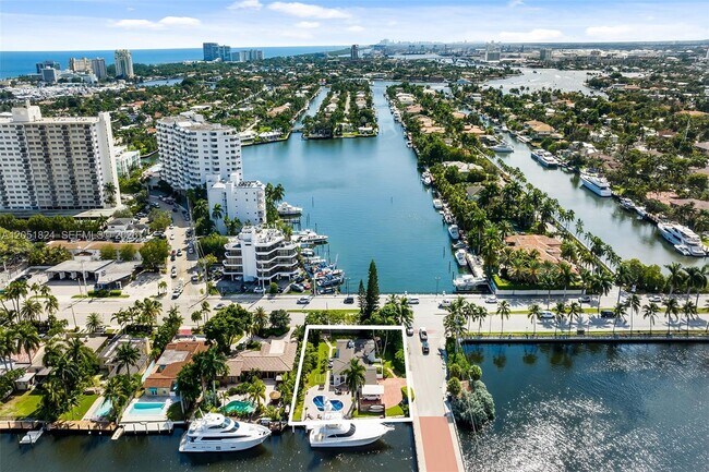 Building Photo - 2301 E Las Olas Blvd