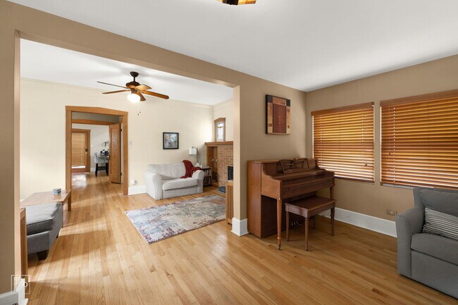 Foto del edificio - 434 S Grove Ave