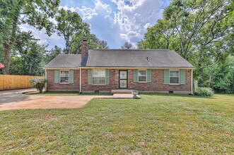 Building Photo - 1032 Dozier Pl