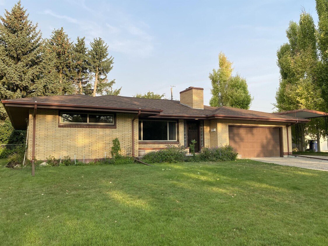Foto principal - 1828 Beech Dr