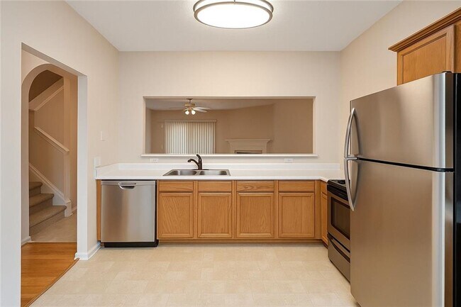 Foto del edificio - 801 Old Peachtree Rd NW