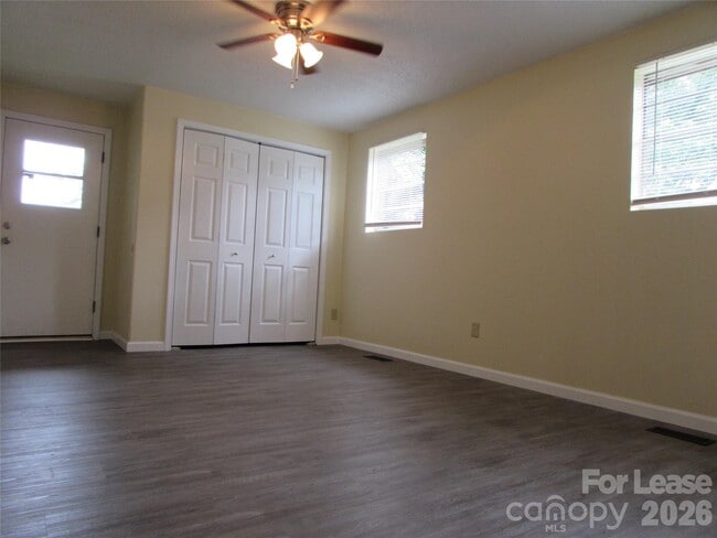 Foto del edificio - 307 Garfield St