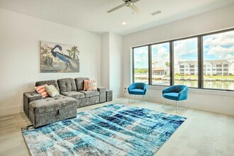 Building Photo - 15310 TX-105