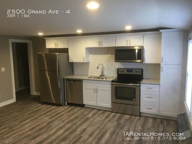 Foto del edificio - 2500 Grand Ave