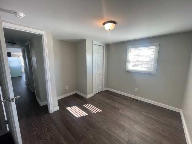 Foto del edificio - Remodeled 1 Bedroom/1 Bath   Piney Flats, TN