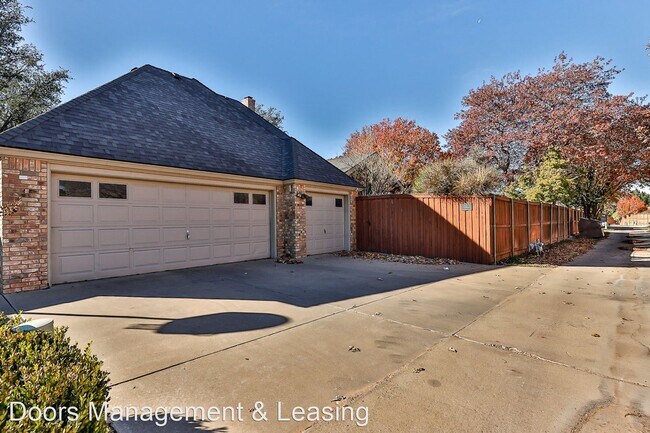 Foto del edificio - 4 br, 3 bath House - 5108 97th Street