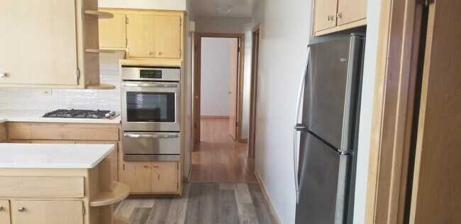 Foto del edificio - 900 W 95th St