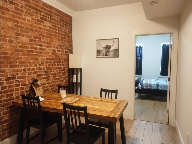 Foto del edificio - 492 Broadway