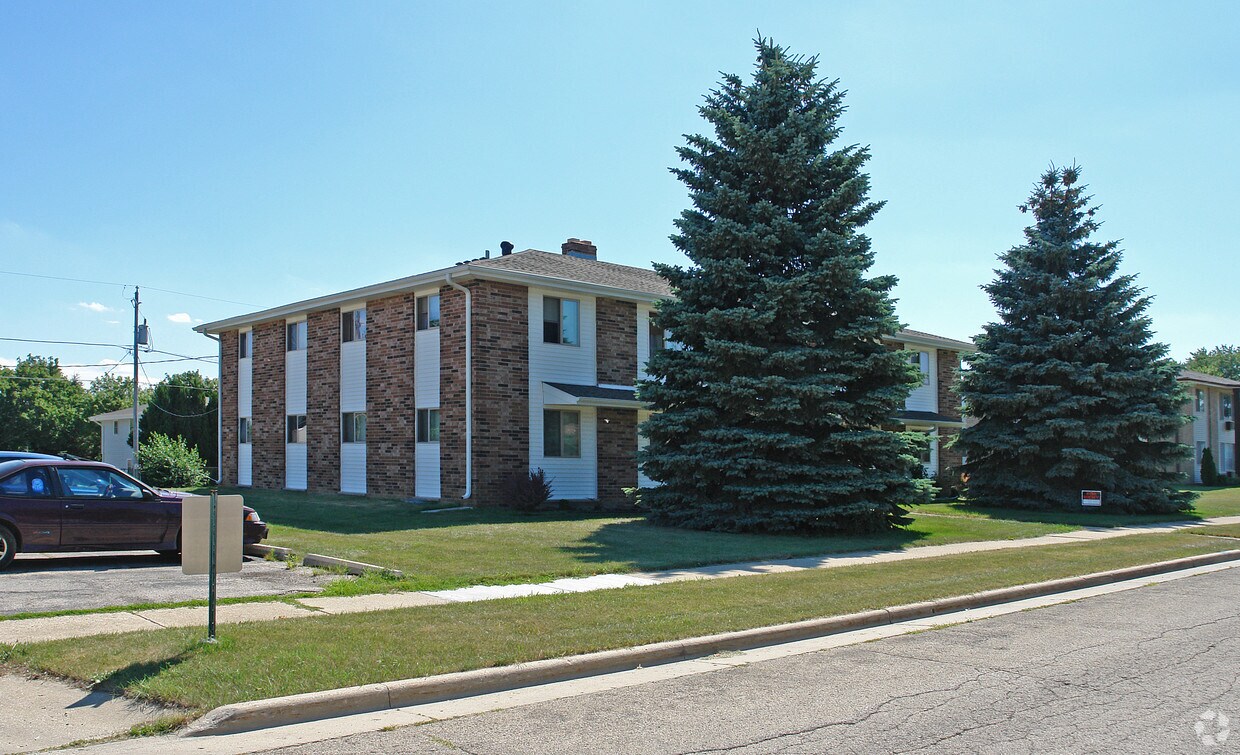 Foto principal - 8717 Buckingham Dr