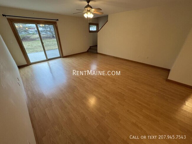 Foto del edificio - 20 Main Rd N