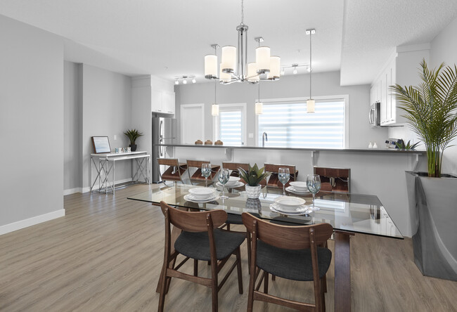 Photo du bâtiment - 1631 Hammond Cres NW