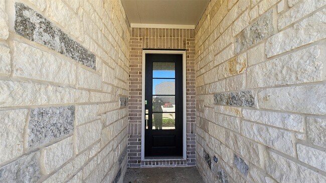 Building Photo - 16327 Mesquite Fld Dr