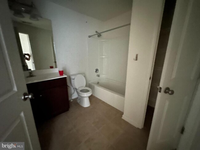 Building Photo - 115 Kramer Ct