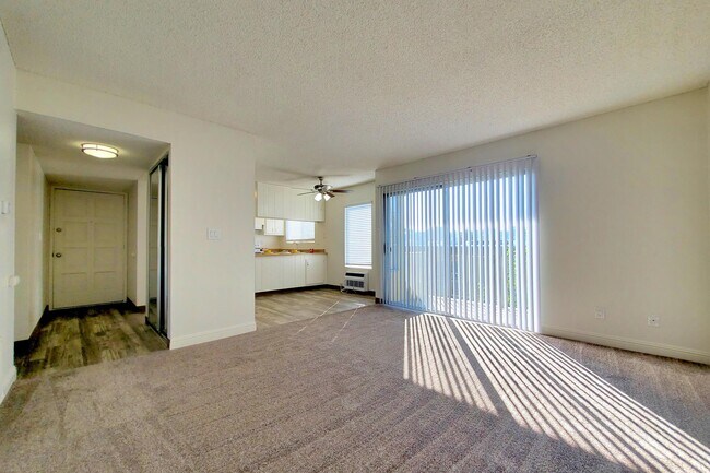 Foto del edificio - Spring Gardens Apartments