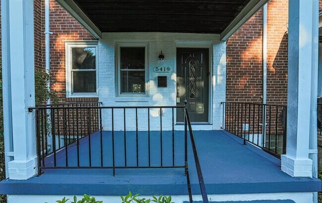 Building Photo - 5419 Hillen Rd