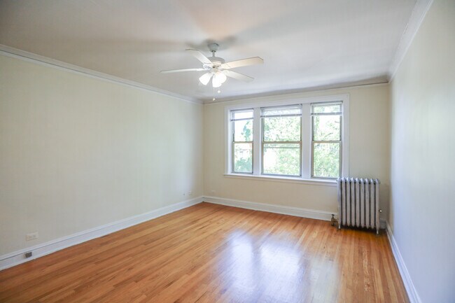 Foto del edificio - 7503 N Seeley Ave