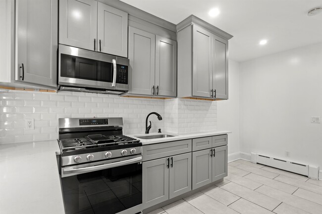 Foto del edificio - 56 Highwood Terrace