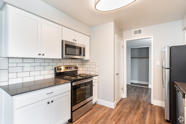 3BR, 2BR - Woodlark - Woodlark