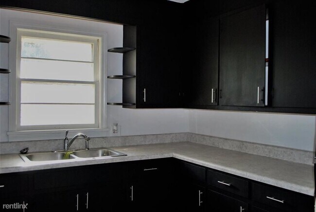 Building Photo - 2 br, 1 bath House - 107 Robin Rd