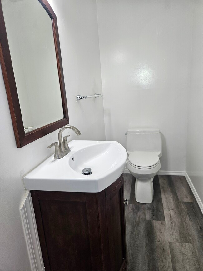Foto del edificio - 57A W Bluebell Ln