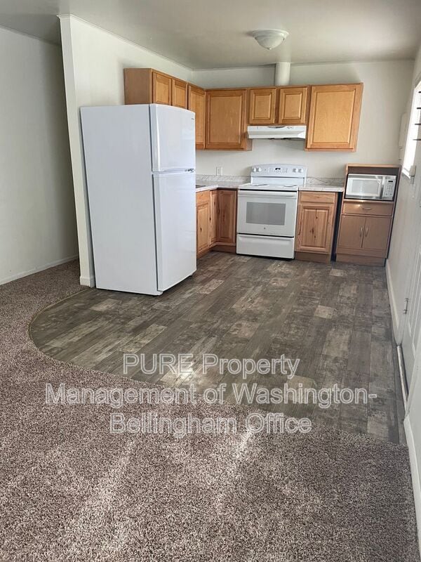 Building Photo - 6067 Portal Way
