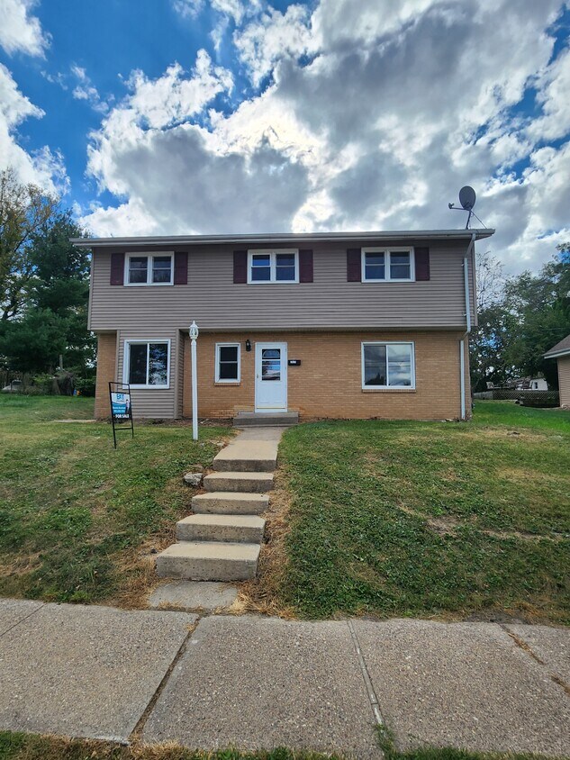 Primary Photo - 2629 Fulton St