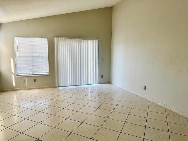 Foto del edificio - 2524 Woodgate Blvd