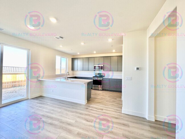 Foto del edificio - Brand New Lennar Home in the Five Ridges C...