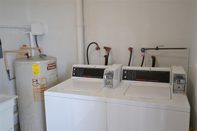 Building Photo - 105 Island Way