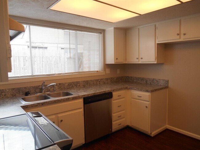 Building Photo - 11718 Chadbrook Ln