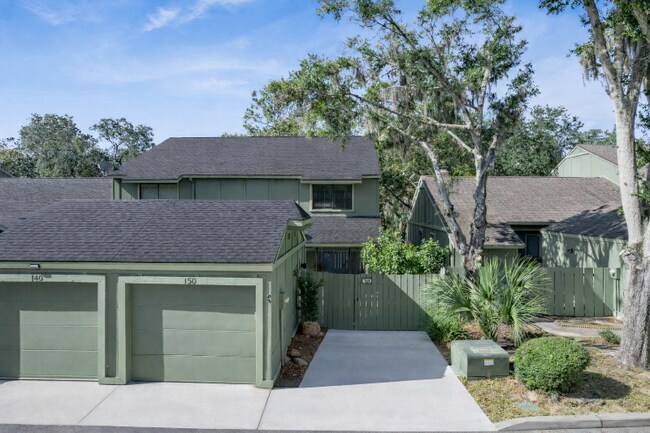 Building Photo - 150 Pine Cone Trail