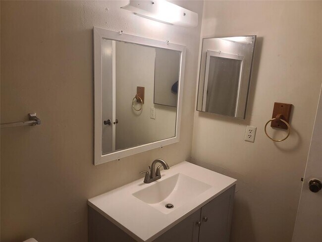 Foto del edificio - 8787 Brae Acres Rd