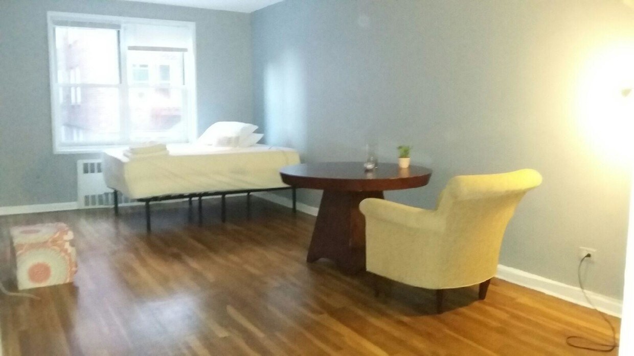 Foto principal - 34-15 74th Street