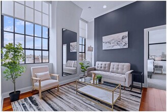 Building Photo - 1421 N 5th St