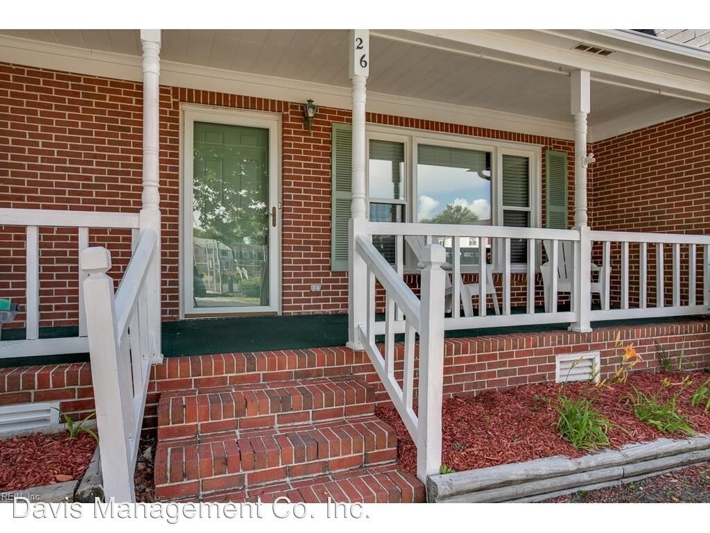 Primary Photo - 26 W Wainwright Dr