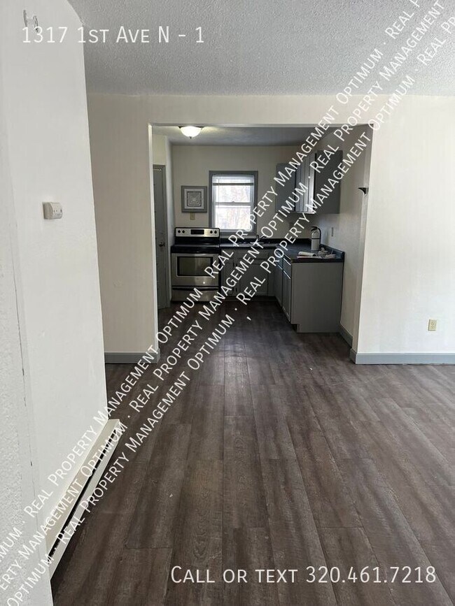 Foto del edificio - 1317 1st Ave N