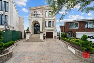 Building Photo - 2626 National Dr