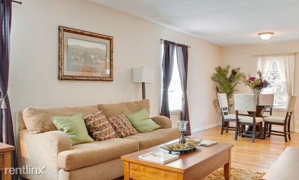 Foto principal - 5051 Lahoma St